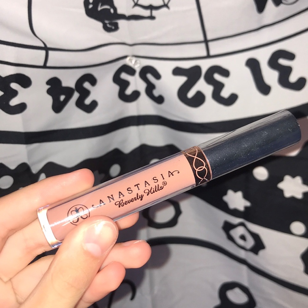 Anastasia Beverly Hills liquid lipstick